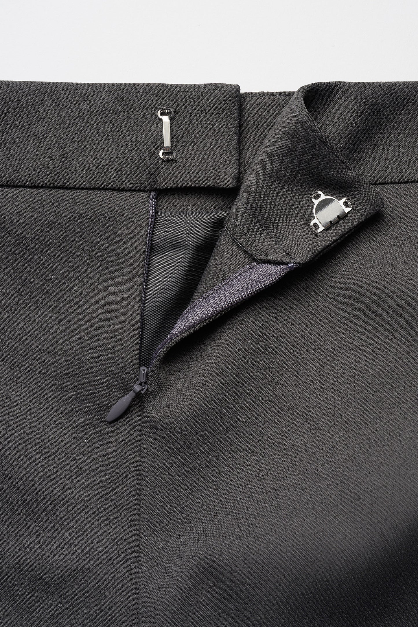 Frame trad skirt(Charcoal)