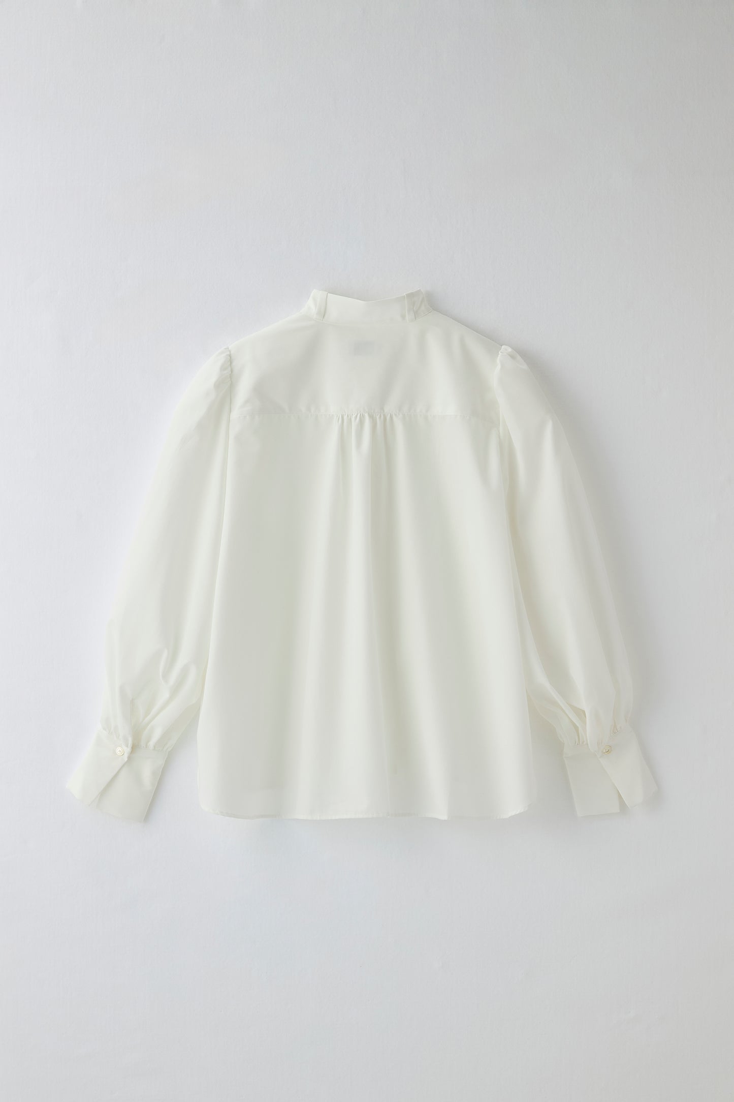 Audire bowtie volume blouse（White）