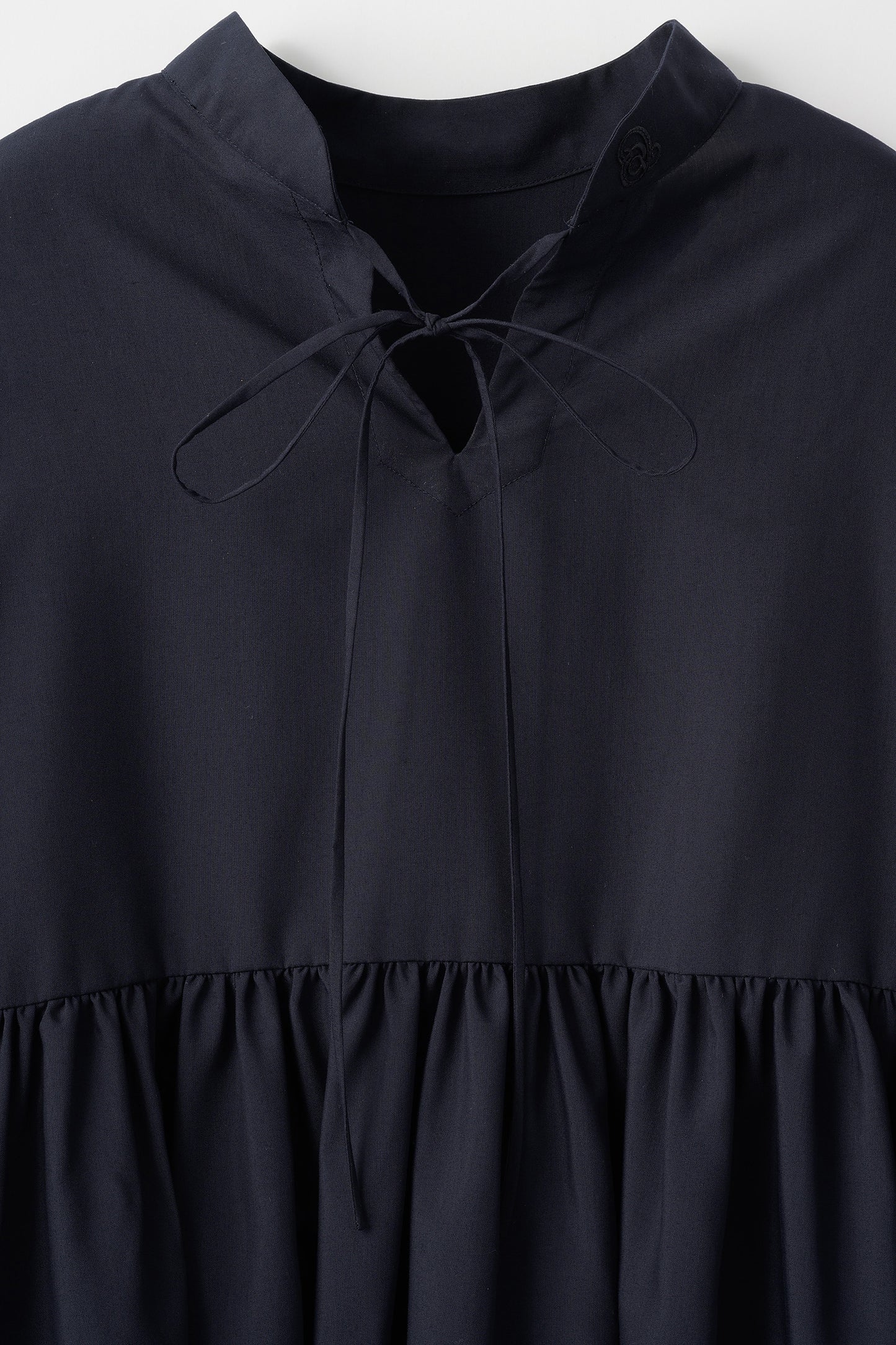 Audire switch blouse (Navy)
