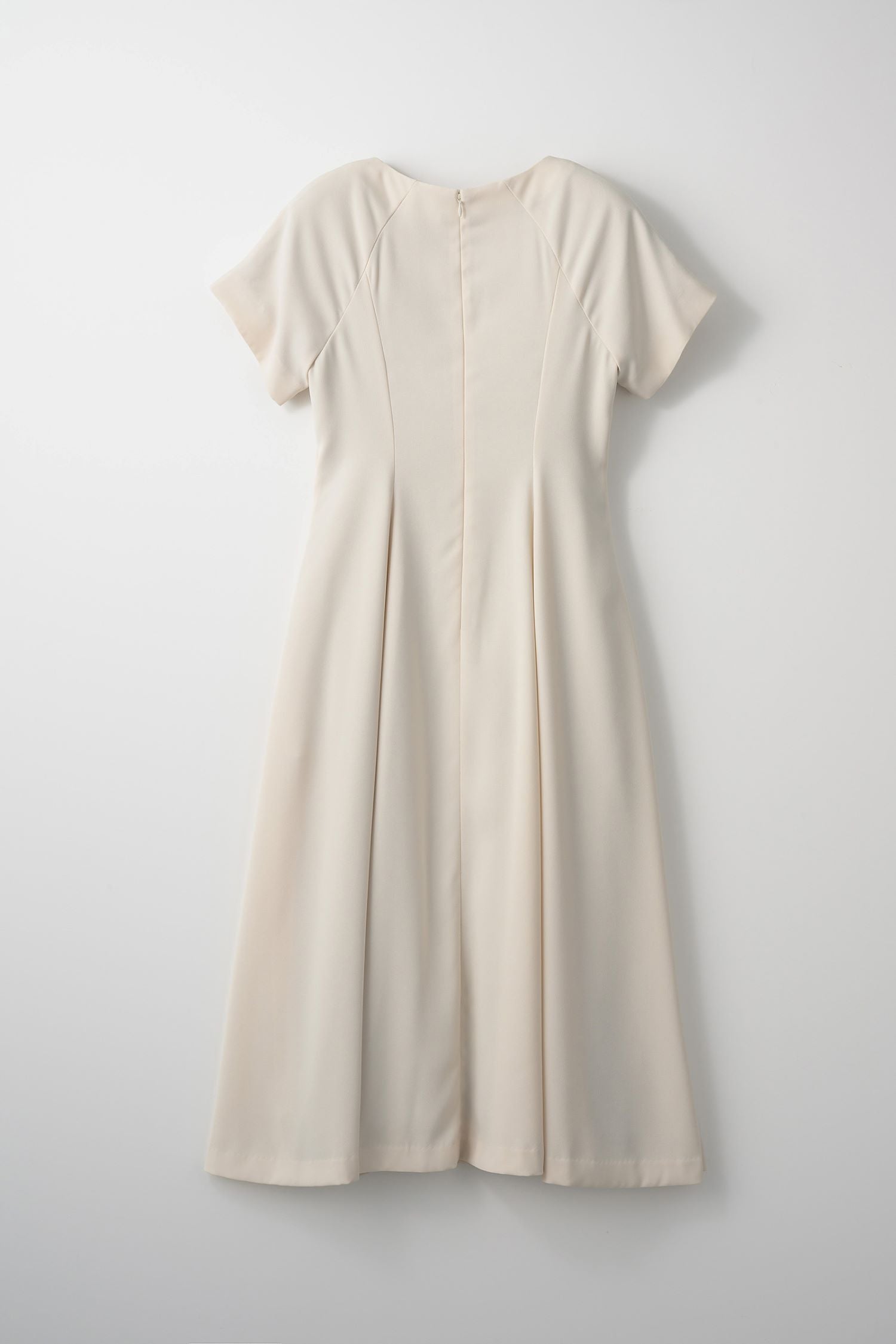 Mulch volume flare dress (Ecru beige)