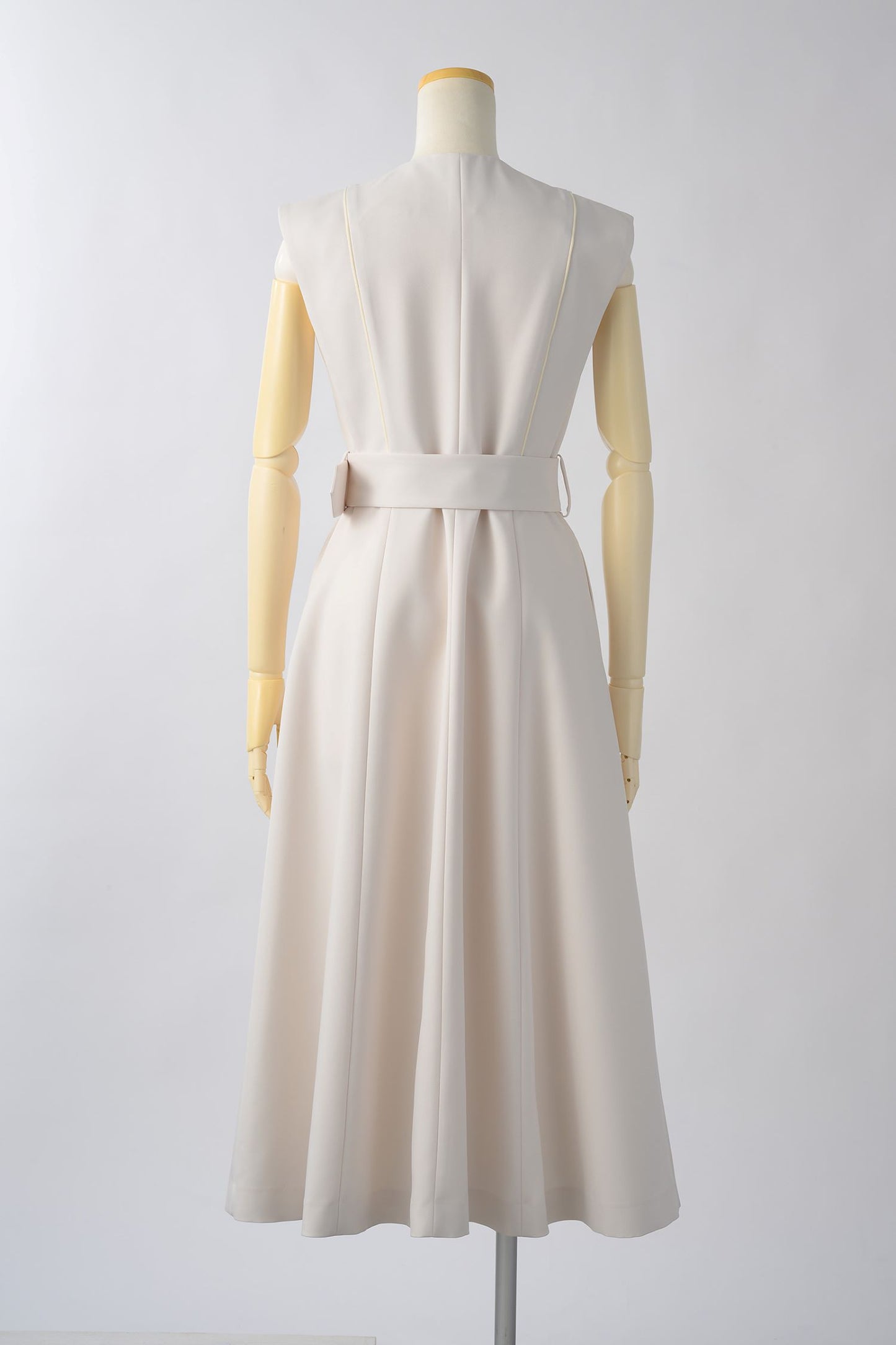 Palace cape dress (Light beige)
