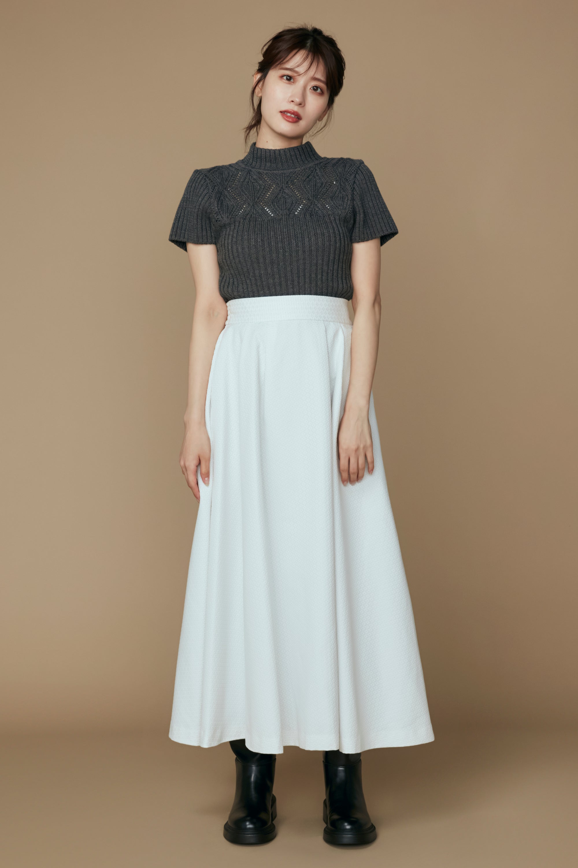 files/Blooming_jacquard_skirt_White.jpg