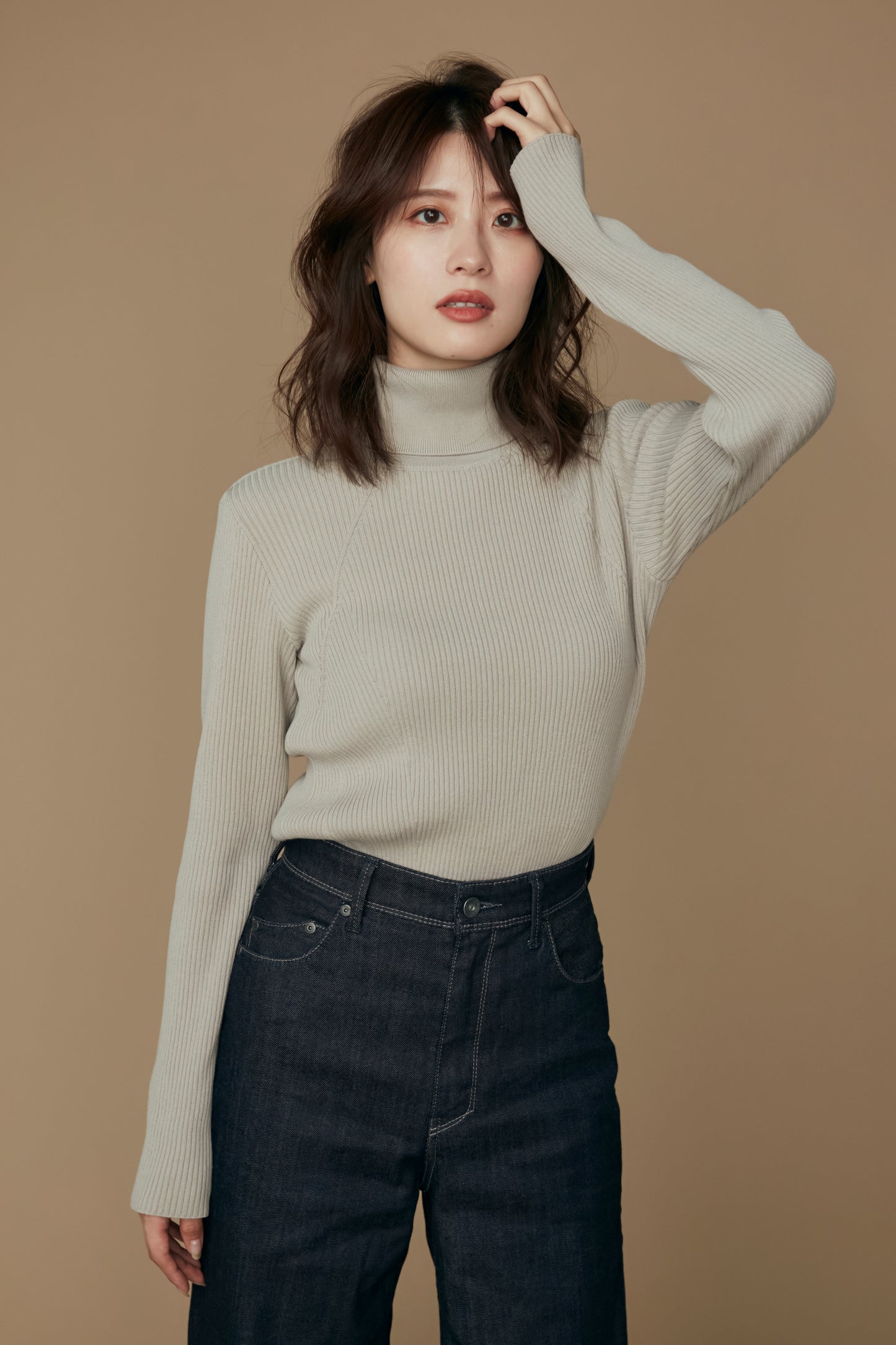 Pleasant rib turtle sweater (Ecru)