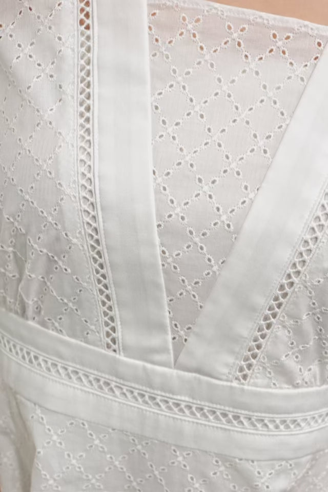 Flower broidery lace dress (Black) – Audire